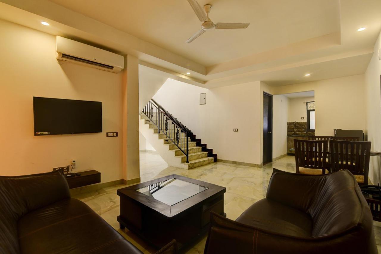 Country Inn Hotels & Resorts Вриндавана Экстерьер фото