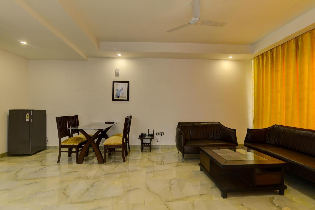 Country Inn Hotels & Resorts Вриндавана Экстерьер фото